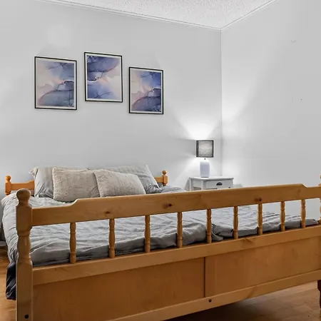 Keskustan Laeheisyydessae Omakotitalo 4 Mh Apartament Sodankylä